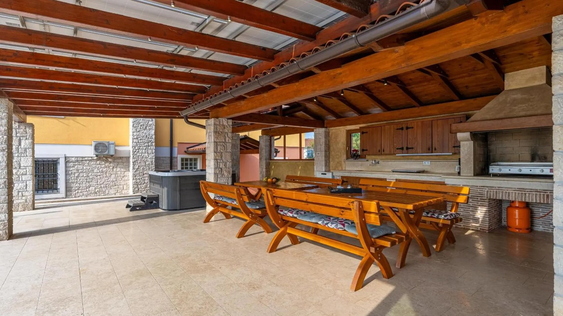Holiday home Villa Suzanne Banjole Croatia