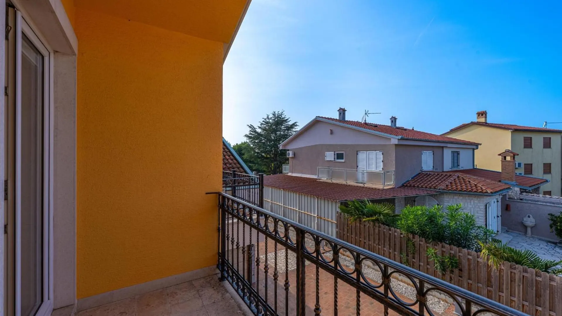 Villa Suzanne Banjole 0*,  Croatia