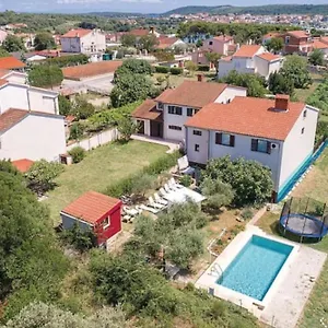  Ferienhaus Domus Maria With Swimming Pool And Free Parking